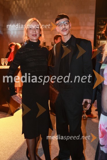  Karin Košak Arzenšek, galerija, KAR=IN;  Matjaž Plošinjak, modni oblikovalecOtroci sonca, premiera v SNG Drama Ljubljana