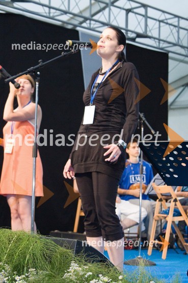 Maruša Šerovič Bajc - Maroussia, pevkaEtnokostel 2009, festival etno glasbe