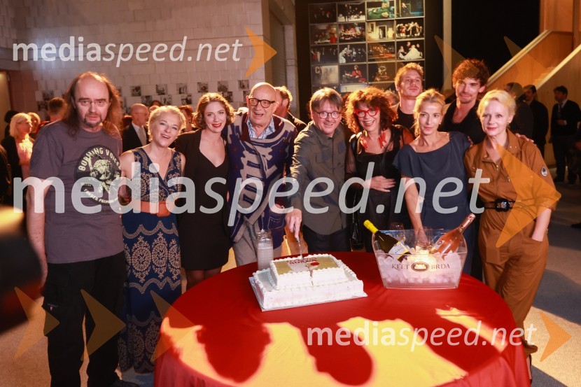  ... ;  ... ;  ... ;  ... ;  Branko Šturbej, igralec;  ... ;  ... ;  ... ;  ... ;  ... Otroci sonca, premiera v SNG Drama Ljubljana