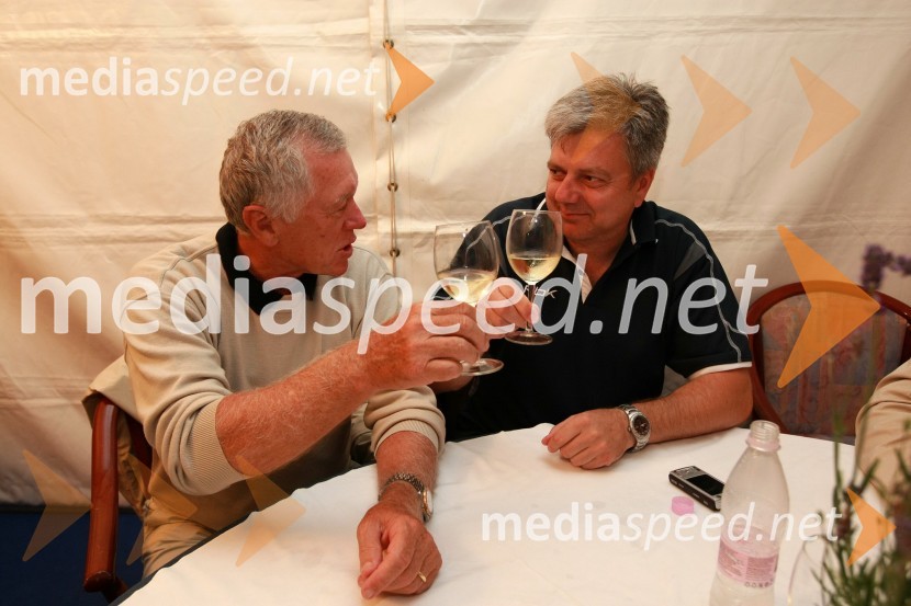 Tone Vogrinec, nekdanji direktor alpskih smučarskih disciplin in direktor smučarskega sklada in Andrej Verlič, podžupan Mestne občine Maribor17. Festival Lent 2009, otvoritveni vikend