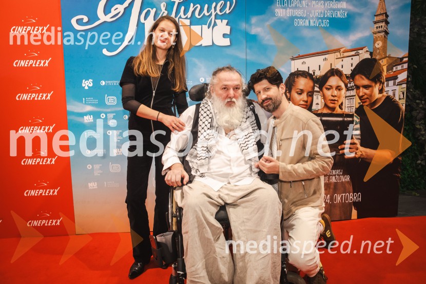  Barbara Drmota, kostumografka;  Vinci Vogue Anžlovar, scenarist;  Tomaž Mihelič - Marlenna, član skupine SestreTartinijev ključ, velika premiera v Cineplexx Ljubljana