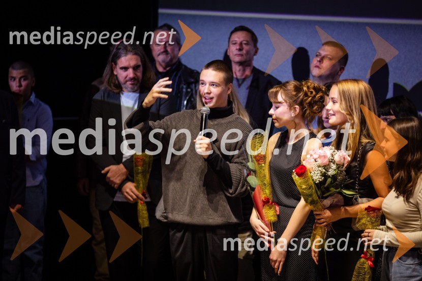  Svit Šturbej;  Maks Kerševan, igralka;  Ella Lapajne, igralkaTartinijev ključ, velika premiera v Cineplexx Ljubljana