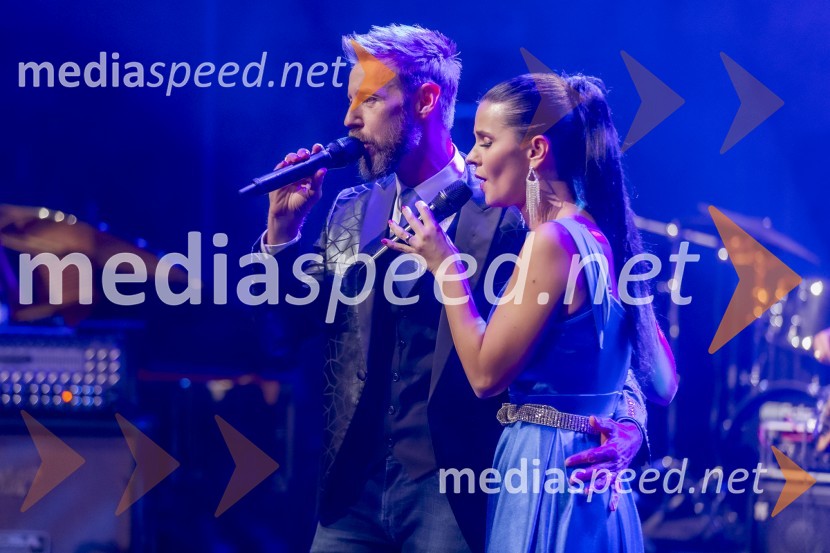  Gregor Bezenšek, glasbenik, Soulgreg artist, društvo Viljem Julijan, kandidat na predsedniških volitvah 2022;  Nina  Bezenšek, društvo Viljem JulijanVeliki dobrodelni koncert VILJEM JULIJAN 2024