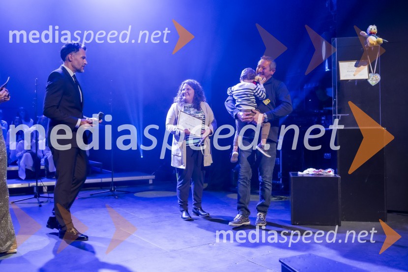  David Urankar, televizijski voditelj, maneken;  ... ;  ... ;  ... Veliki dobrodelni koncert VILJEM JULIJAN 2024