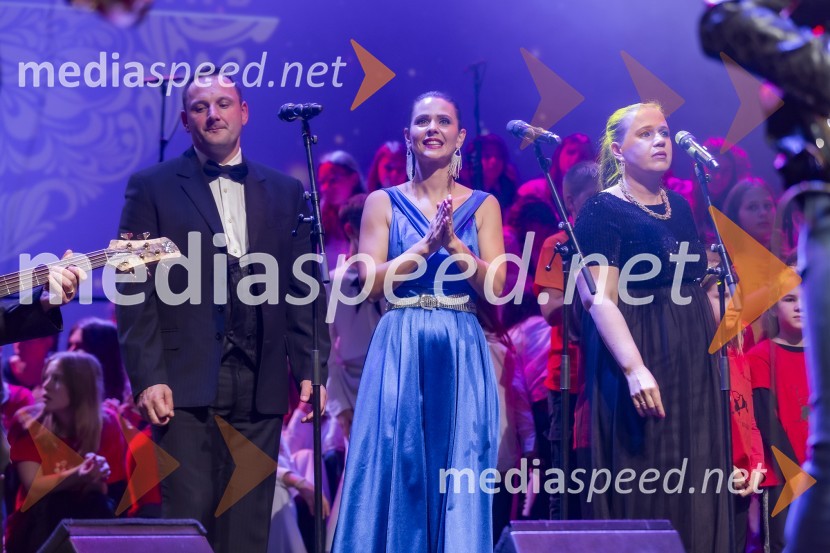  Dejan Zafran , pevec;  Nina  Bezenšek, društvo Viljem Julijan;  Tina Zidanšek, pevkaVeliki dobrodelni koncert VILJEM JULIJAN 2024