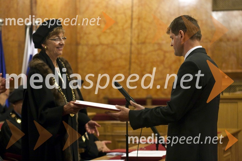 Prof. dr. Andreja Kocijančič, rektorica Univerze v Ljubljani in dr. Jurij Ferme, Fakulteta za družbene vedePromocija doktorjev znanosti Univerze v Ljubljani, 30. junij 2009