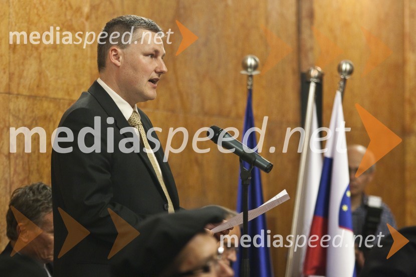 Doc. dr. Aleš Obreza, Fakulteta za farmacijoPromocija doktorjev znanosti Univerze v Ljubljani, 30. junij 2009