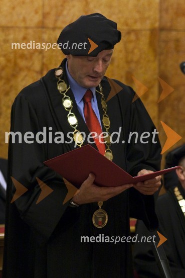 Prof. dr. Milan Žvan, dekan Fakultete za športPromocija doktorjev znanosti Univerze v Ljubljani, 30. junij 2009