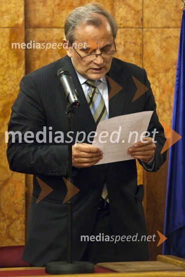 Prof. dr. Milan Pogačnik, Minister za kmetijstvo in profesor Veterinarske fakultete Univerze v LjubljaniPromocija doktorjev znanosti Univerze v Ljubljani, 30. junij 2009