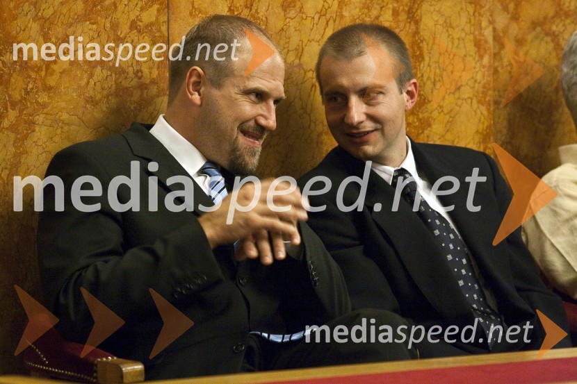 Prof. dr. Boštjan Likar in prof. dr. Aleš Belič, Fakulteta za elektrotehniko Univerze v LjubljaniPromocija doktorjev znanosti Univerze v Ljubljani, 30. junij 2009