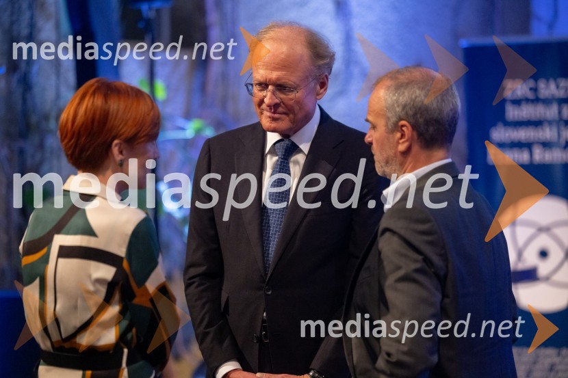  Janez  Škrabec, direktor Riko d.o.o.;  ... Ustanova patra Stanislava Škrabca podelila štipendije 21. generaciji svojih štipendistov