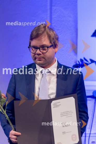  Nejc Robida, doktorski študent Oddelka za slovenistiko Filozofske fakultete Univerze v LjubljaniUstanova patra Stanislava Škrabca podelila štipendije 21. generaciji svojih štipendistov