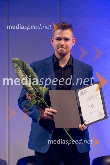  Blaž Šoba,  magistrski študent primerjalnega slovanskega jezikoslovja in primerjalne književnosti in literarne teorije na Filozofski fakulteti Univerze v LjubljaniUstanova patra Stanislava Škrabca podelila štipendije 21. generaciji svojih štipendistov