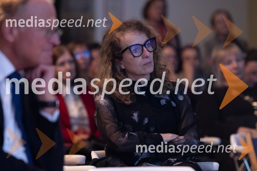  Polona Lovšin, vodja komunikacij, Riko d.o.o.Ustanova patra Stanislava Škrabca podelila štipendije 21. generaciji svojih štipendistov