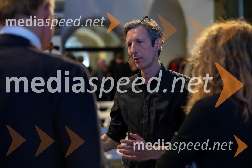  Marko Pokorn, pediater, infektologUstanova patra Stanislava Škrabca podelila štipendije 21. generaciji svojih štipendistov