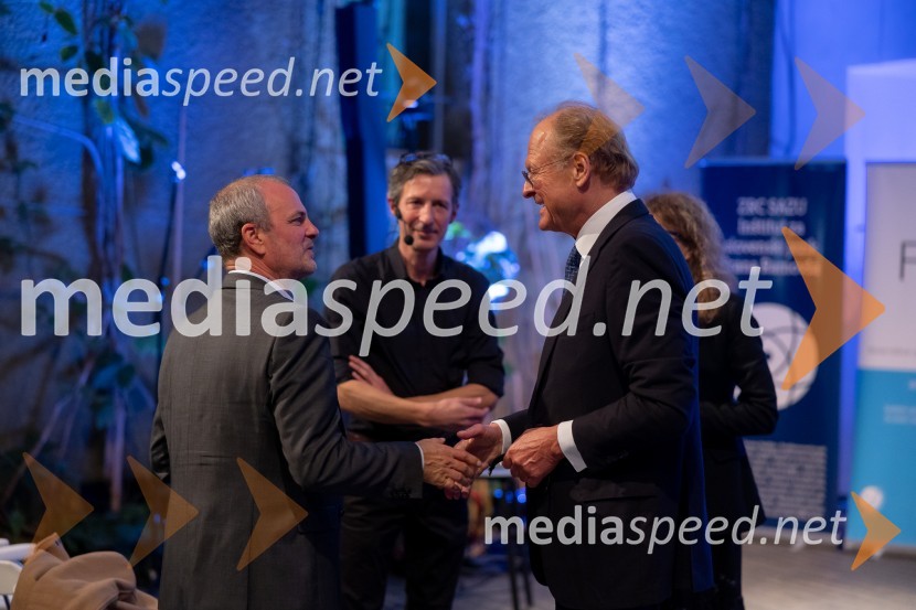  ... ;  Boštjan Narat, publicist, moderator, igralec;  Janez  Škrabec, direktor Riko d.o.o.Ustanova patra Stanislava Škrabca podelila štipendije 21. generaciji svojih štipendistov