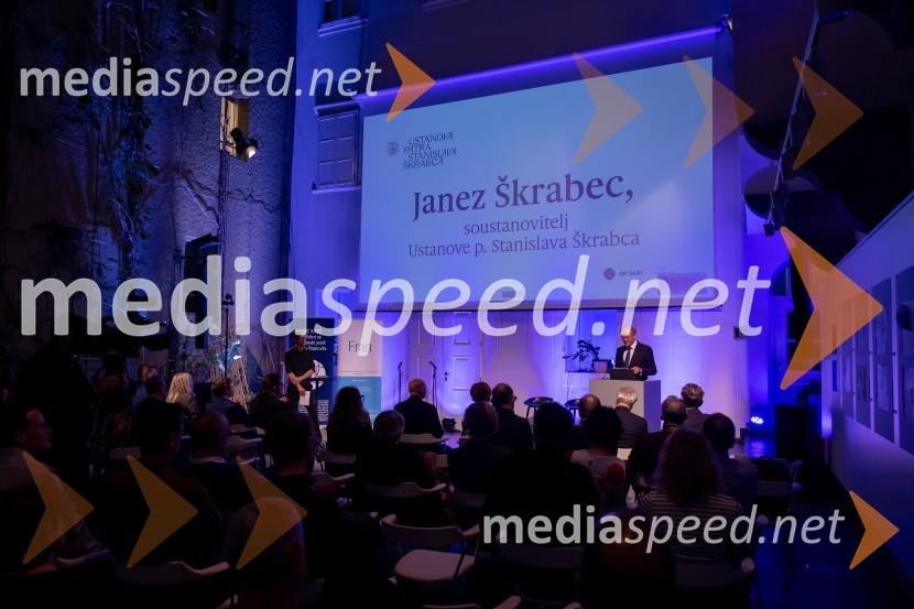  Janez  Škrabec, direktor Riko d.o.o.Ustanova patra Stanislava Škrabca podelila štipendije 21. generaciji svojih štipendistov