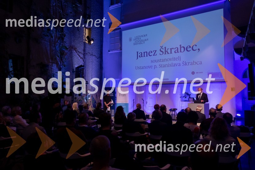  Janez  Škrabec, direktor Riko d.o.o.Ustanova patra Stanislava Škrabca podelila štipendije 21. generaciji svojih štipendistov