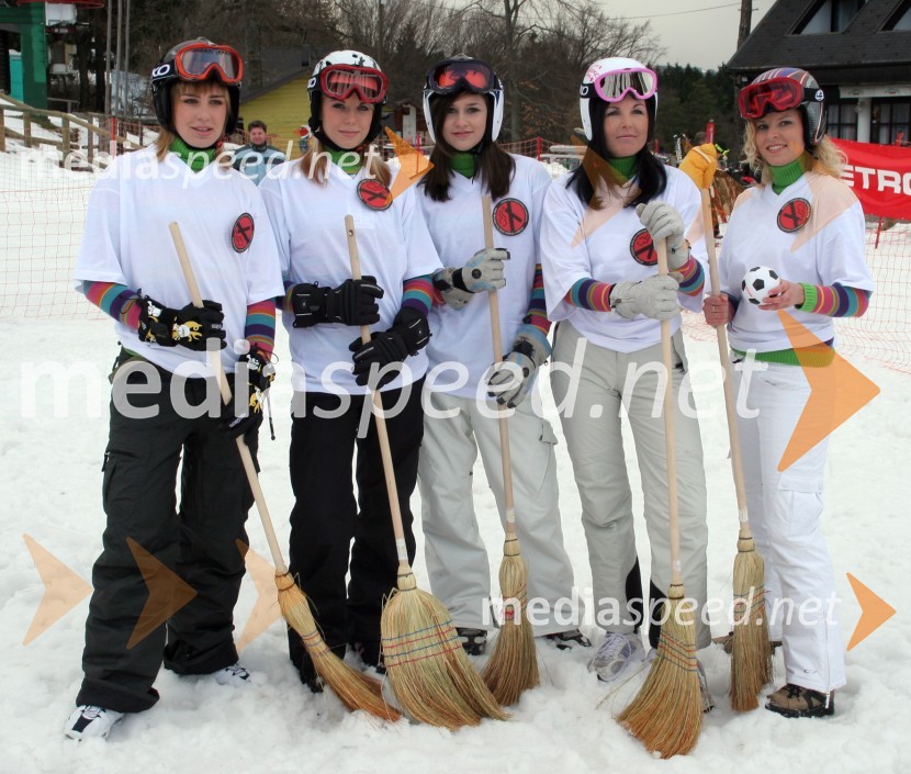 Kandidatke za Snežno kraljicoSnežna kraljica 2006