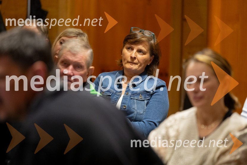 Iskrivo v živo: Joe Valenčič v pogovoru z Edvardom Žitnikom