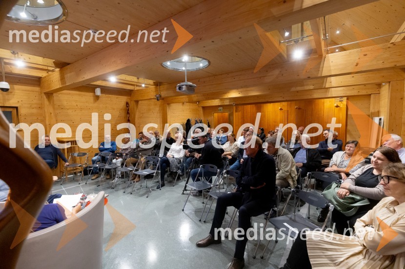 Iskrivo v živo: Joe Valenčič v pogovoru z Edvardom Žitnikom