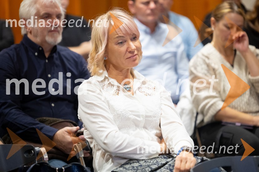 Iskrivo v živo: Joe Valenčič v pogovoru z Edvardom Žitnikom