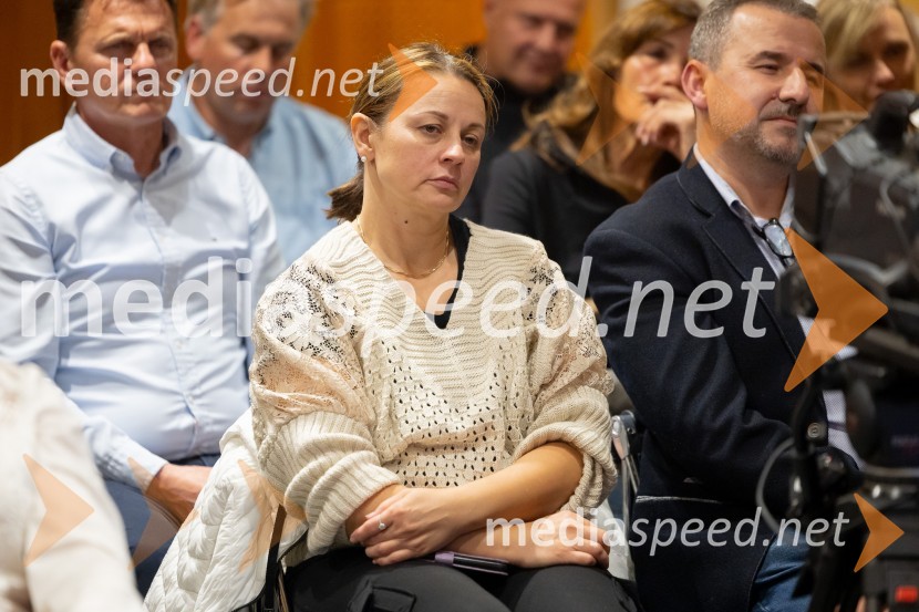 Iskrivo v živo: Joe Valenčič v pogovoru z Edvardom Žitnikom