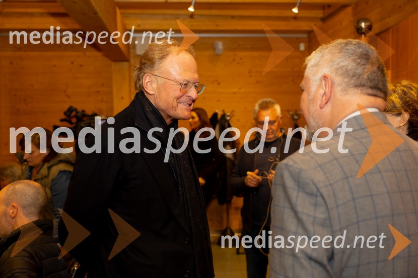  Janez  Škrabec, direktor Riko d.o.o.Iskrivo v živo: Joe Valenčič v pogovoru z Edvardom Žitnikom