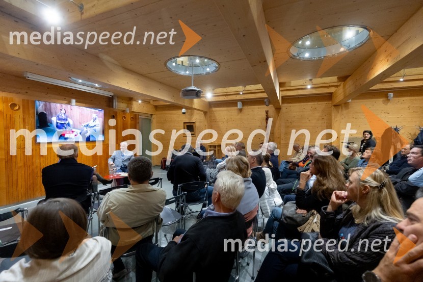 Iskrivo v živo: Joe Valenčič v pogovoru z Edvardom Žitnikom