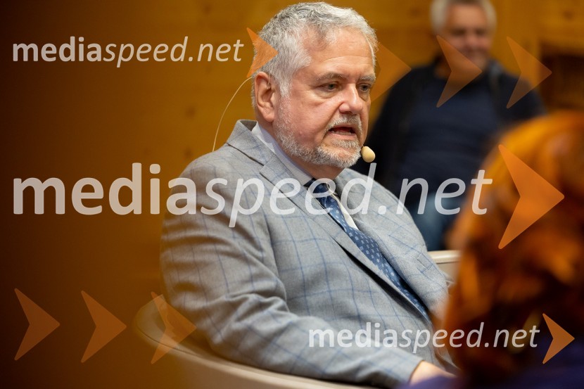  Joe Valenčič, bivši dopisnik RTV SlovenijaIskrivo v živo: Joe Valenčič v pogovoru z Edvardom Žitnikom