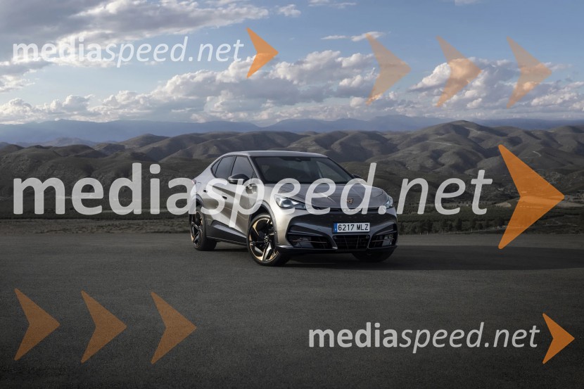 CUPRA Tavascan – potovanje h koreninam