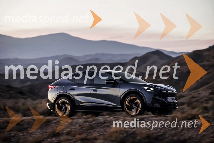 CUPRA Tavascan – potovanje h koreninam