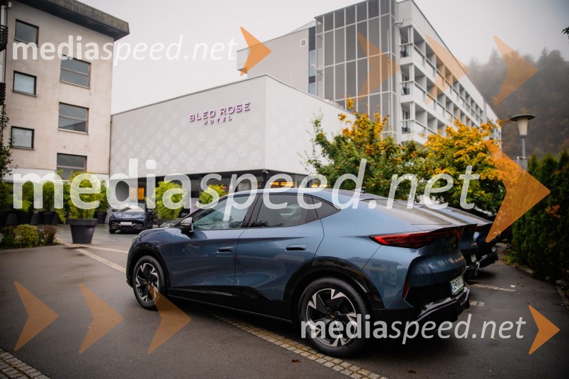 Prvi električni CUPRA SUV Tavascan 2024