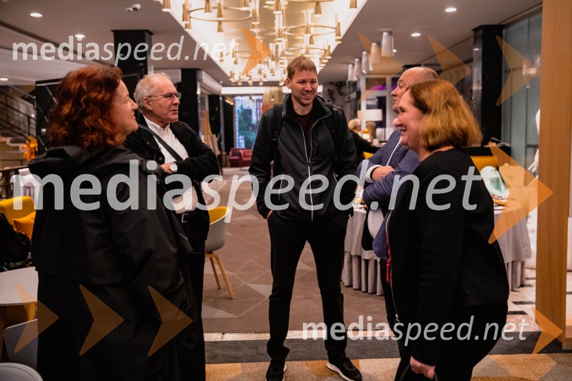 Prvi električni CUPRA SUV Tavascan 2024