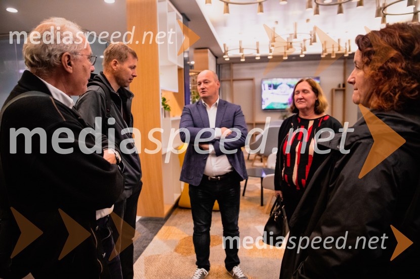 Prvi električni CUPRA SUV Tavascan 2024