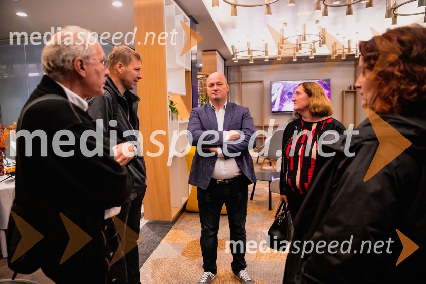 Prvi električni CUPRA SUV Tavascan 2024