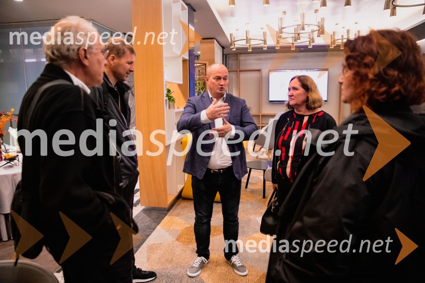 Prvi električni CUPRA SUV Tavascan 2024