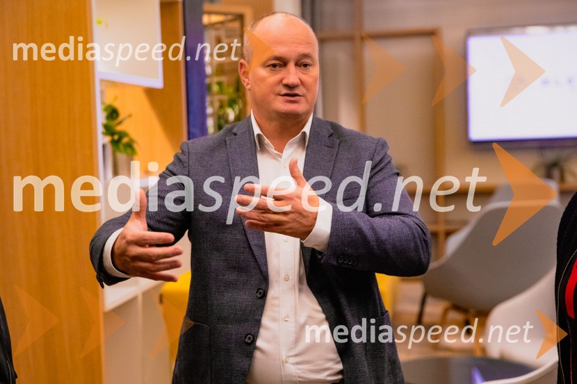 Prvi električni CUPRA SUV Tavascan 2024