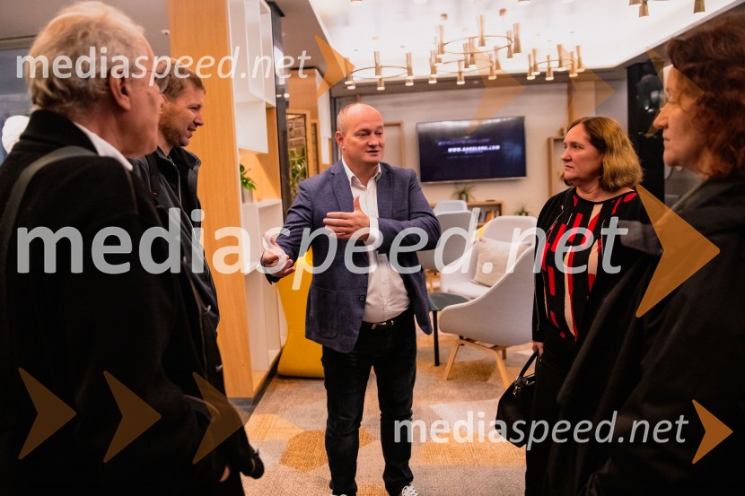 Prvi električni CUPRA SUV Tavascan 2024