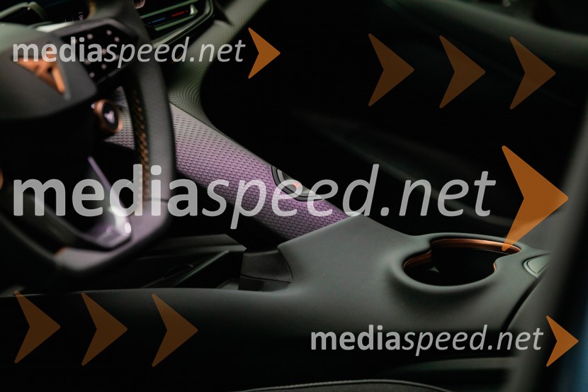 Prvi električni CUPRA SUV Tavascan 2024