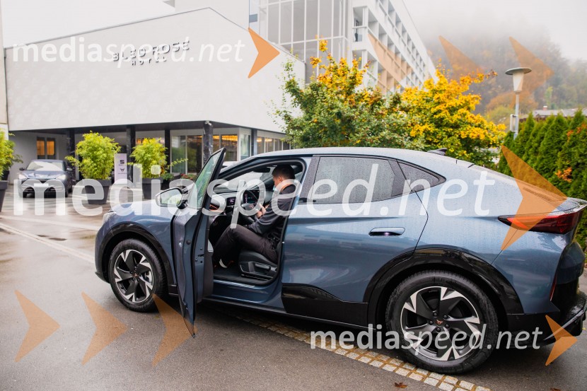 Prvi električni CUPRA SUV Tavascan 2024