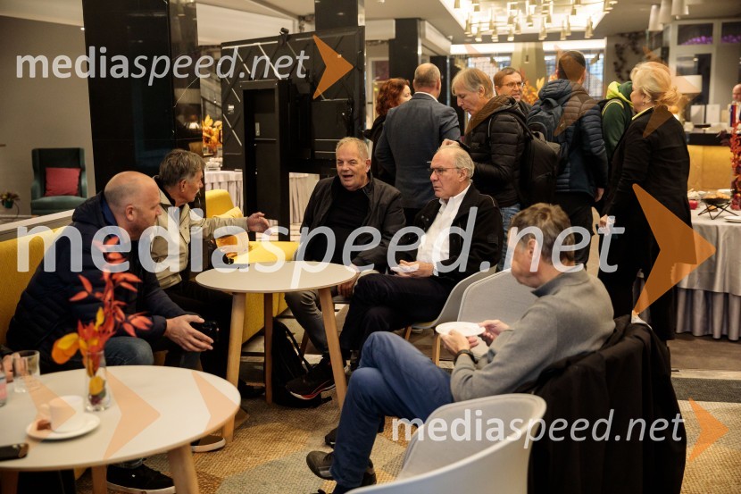 Prvi električni CUPRA SUV Tavascan 2024