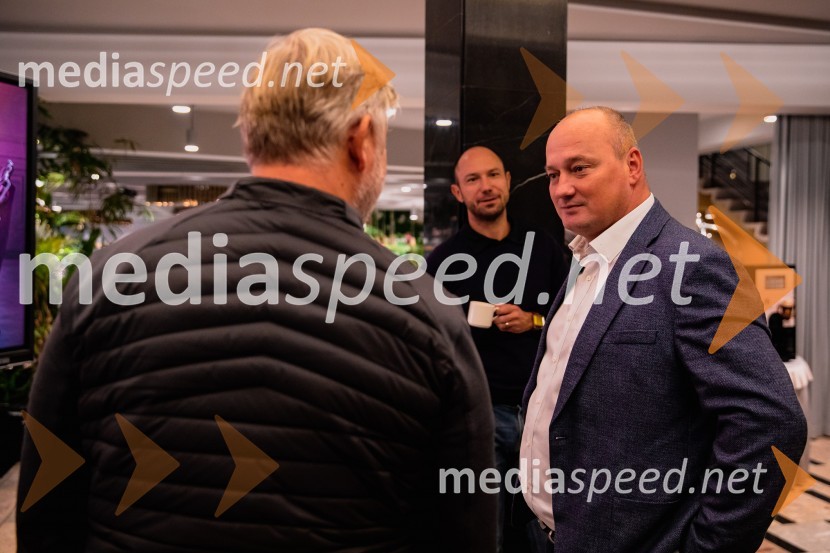 Prvi električni CUPRA SUV Tavascan 2024