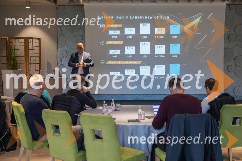 Prvi električni CUPRA SUV Tavascan 2024