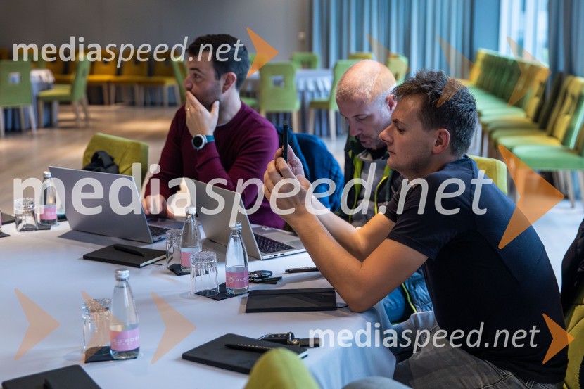 Prvi električni CUPRA SUV Tavascan 2024