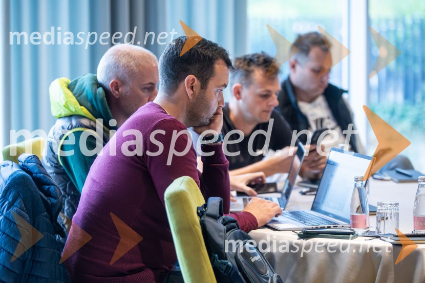 Prvi električni CUPRA SUV Tavascan 2024