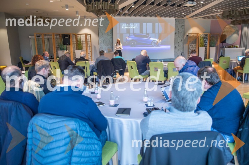 Prvi električni CUPRA SUV Tavascan 2024