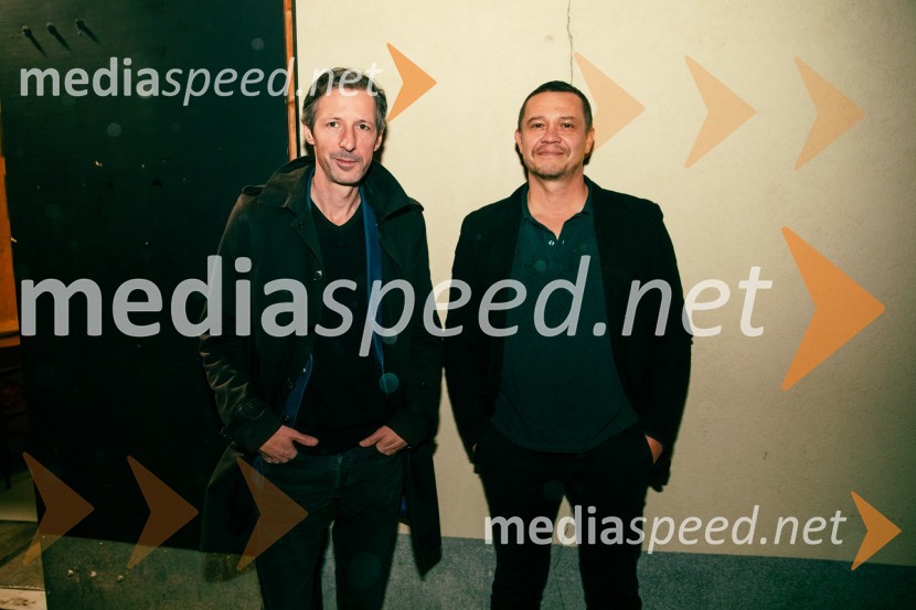  Boštjan Narat, publicist, moderator, igralec;  ... Kot jabolko sladko, visoko na veji, premiera v SMG Ljubljana