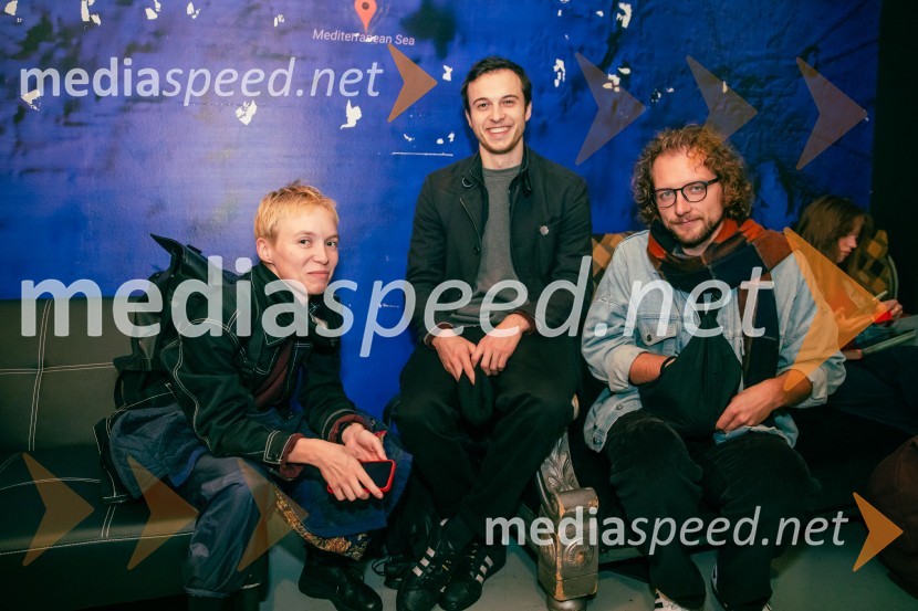  Maša Radi Buh, Društvo gledaliških kritikov in teatrologov Slovenije;  Klemen Kovačič, igralec;  Jaka Smerkolj Simoneti, dramaturg in kritikKot jabolko sladko, visoko na veji, premiera v SMG Ljubljana