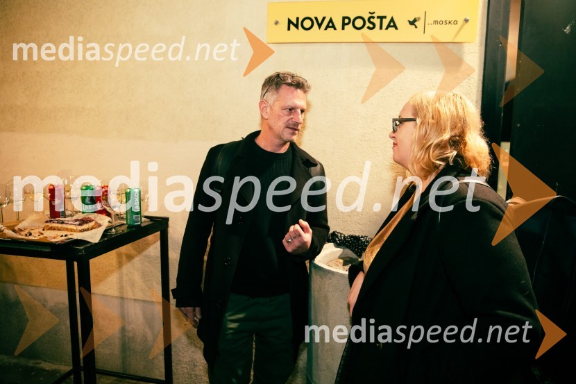  Tibor Mihelič Syed, direktor, Kino Šiška;  Tjaša Pureber, vršilka dolžnosti generalnega direktorja, GOV.SIKot jabolko sladko, visoko na veji, premiera v SMG Ljubljana